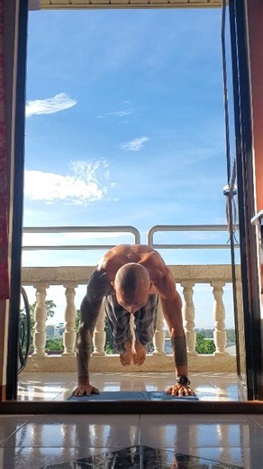 14K views · 283 reactions | 3 Exercise Circuit to keep you Functionally Fit 20 Minutes of Navy Seal Burpee, 3 Bodysquats and 3 Jumping Jacks with no rest, do a quick jog in place if you need to catch your breath  #fitness #fitnessmotivation #motivation #fyp | Darius Sevilles | Facebook