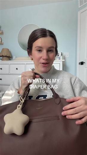 What's Inside My Diaper Bag: Essentials for New Moms