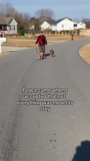 While everything I’ve ever let go of has claw marks on but anyways #lifewithlady