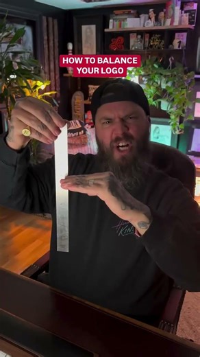 How To Balance A Horizontal Logo