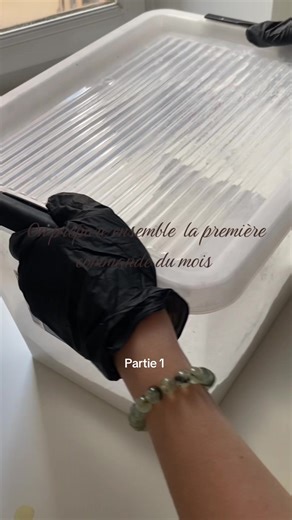 Create a Homemade Cinnamon Candle Together