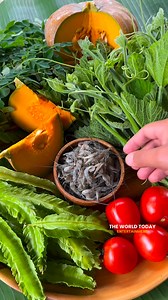 DINENGDENG - Healthy food muna tayo pagkatapos ng mamantikang pagkain ngayong kapaskuhan! Tara, sabay sabay tayong humigop ng mainit na sabaw! #Christmas #harvest #dinengdeng #buhayprobinsya #vegetables #lutongbahay #lutongpinoy #food #foodie #culture #traditional #gulayislife #pinoyfood #cooking #trending #trend #trendingreels #simplengbuhay #virals #viralvideo #ilocanoreels #ilocanofood #yummyfood #merrychristmas #pinoyfoodie #bagoong #pasko #foodlover #recipe | The World Today Entertainment