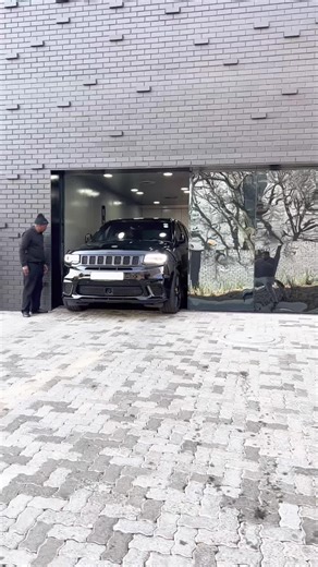 2021 Jeep Trackhawk: The Ultimate Power SUV