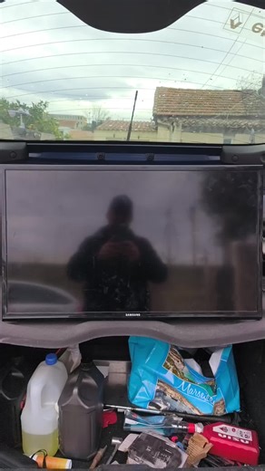 Convertisseur 12V à 220V : Énergie dans votre véhicule