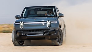 Cayenne Crusher, Urus Undoer, Hummer Humiliator: 2025 Rivian R1S Quad Motor Is the Quickest SUV Ever!
