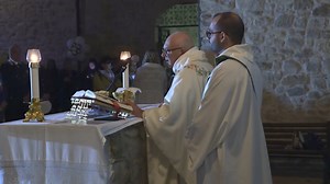 Strigliata del Vescovo di Lucera ai Docenti – “Padroncini di paese con smanie di potere “ | Foggia TV | Facebook