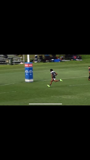 Ben Waqa scored the third try for the Mount Isa Barbarians against Yalo Vata 2 in the Bowl Final of the Cairns 7s. Video courtesy of KommunityTV The Cairns Post | Mount Isa Barbarians Inc.