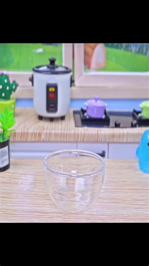 Step-by-Step Mini Cake Baking and Decorating Guide