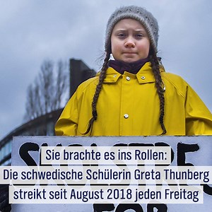 Fridays for Future Hamburg-Schüler protestieren auch am Karfreitag. Sie treffen sich am Jungfernstieg zu einer Mahnwache. | NDR Hamburg
