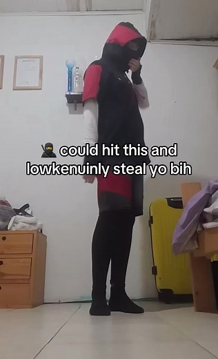 Unlock the Ikonik Skin in Fortnite