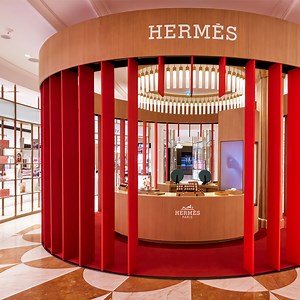 [Hot Item] LED Acrylic Window Display Stand Customized Pop up Fixture for Holiday Decoration