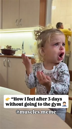 Musclememes on Instagram: "🤣🤣🤣 😂 Let’s see how many gifts this video deserves today! 👀 Do you think this content is worth a little gift? 💎 Whoever sends a gift today earns my eternal respect (and a heart in the comments ❤️) Don’t forget to like, save, and share our posts Follow @muscles.meme for more! #strengthtraining #strength #fitness #gymmemes #funnygymmemes #personaltrainer #personaltraining #workout #exercise #reels #weightlifting #powerlifti