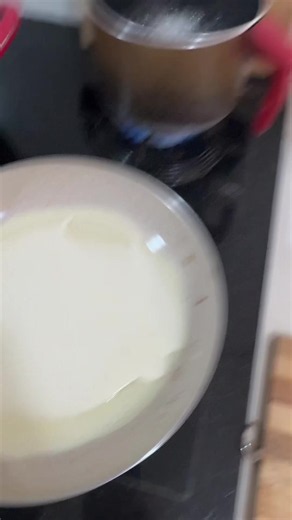 O Liquidificador Turbo Power Mondial é ideal para preparar sucos, vitaminas, molhos e receitas com muito mais praticidade. ✅ 3 velocidades para diferentes tipos de preparo ⚡ Função Pulsar para misturas mais eficientes 🫧 Função Autolimpeza, muito mais praticidade na hora de lavar 🥤 Potência e desempenho para o dia a dia 🏡 Perfeito para qualquer cozinha! Garanta o seu pelo link da TikTok Shop e transforme suas receitas! #LiquidificadorMondial #Mondial #Liquidificador #TurboPower #Cozinha