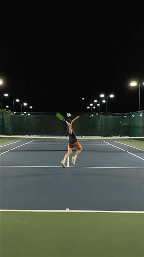 When you play out of your mind against a PRO! #tennis #shorts