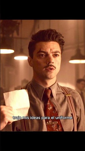Howard Stark le muestra su escudo a Steve #Shorts
