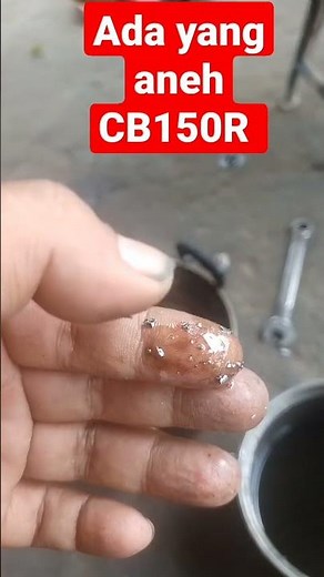 CB150R oil change #honda #motorcycle #automotivetips #cb150r #cb #workshop #automotive #engineoil