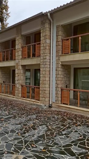 Séjournez à l'Hôtel Tamgout Yakouren