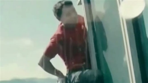 Climber Alex Honnold completed a free solo ascent of Taipei 101 in Taiwan, not using any ropes to scale the massive 1,667-foot skyscraper — and he did it live, as the world watched the event, which streamed on Netflix. It took Honnold 1 hour and 31 minutes to climb the 101-floor tower and spire on Sunday. https://cbsn.ws/3NDsnFP | CBS Mornings