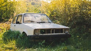 Radiere auto 2023. Unde se face şi ce acte sunt necesare pentru scoaterea unei maşini din circulaţie