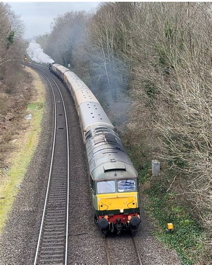 Vintage Trains BR Class 47 diesel 47773 with the thrash, clag and tones dragging Scotsman
