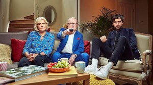 What you need to know about tonight's Gogglebox: Celebrity Special For SU2C