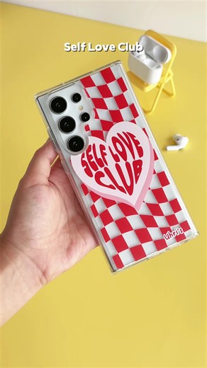 Which one looks better ? 👀✨ #casehp #casecustom #giftideas