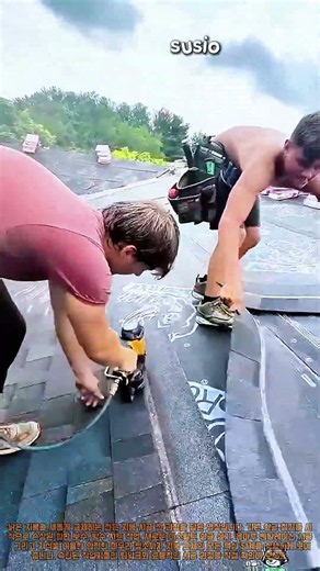 전문 작업자의 완벽한 아스팔트 지붕 교체 시공 과정 #worker #process #roofing #construction #shingles