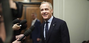 After stunning comeback, centre-left Liberals likely to win majority of seats at Canadian election