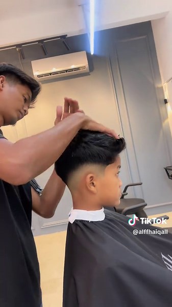 Stylish Midfade and Quiff Haircuts for Men