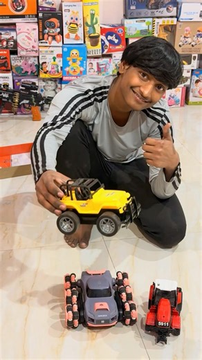 Super remote control rccar running Turing vs tractor