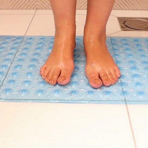 Comfortable Non-Slip Shower Mat for Elderly Bath UK