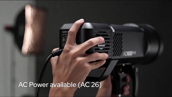 Flashpoint XPLOR 600PRO II TTL R2 600ws 2.4GHz Battery-Powered All-in-One Flash 40W Bicolor Led, Color Screen, Color Groups Indicator, Freeze Mode, 1/1 to 1/512 in 0.1 Increment Steps (Kit with Bag)