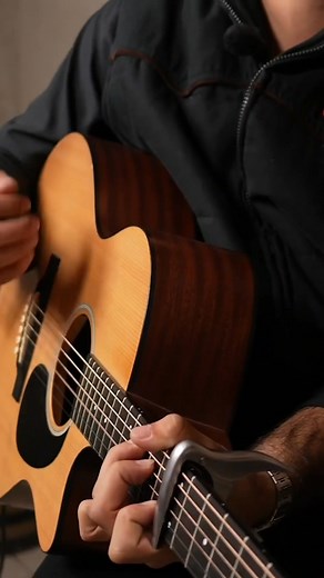 Con Chicken fried a todos se nos antoja tener una camioneta del 97, un rancho con vacas y caballos, y una cerveza bien fría. No te pierdas la entrevista completa con Dan Rosales en mi canal de YouTube: El Alma de los Tacos | Al compás de compas