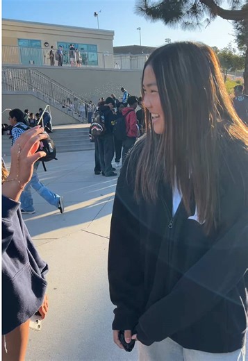 Ignore the mic quality it was abt to die @abby. @iris #fyp #interview #minimicrophone