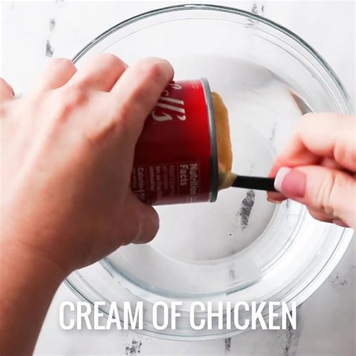 🍽️ Bring smiles to the dinner table with this beloved recipe for Crock-Pot Easy Chicken & Gravy! Serve it hot over creamy mashed potatoes or hearty egg noodles, and your family will be begging for seconds! 😋✨ Find the link to the recipe and instructions in the first comment below 👇👇👇 Happy cooking! 🥳❤ | Crock-Pot Ladies