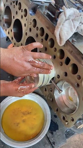 Piston installation diesel engine #ytshorts #foryou #trending