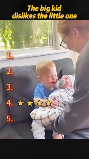 The big kid dislikes the little one 🤣🤣🤣#kids #funny #funnybaby #toddler #newborn #cutebaby #babyf