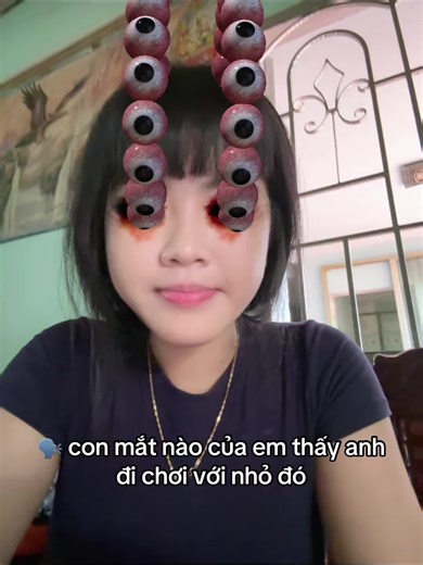 có đuôi cũng thấy mờ mờ chứ