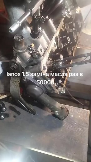 Exploring Cylinder Head Components in Engine Mechanics