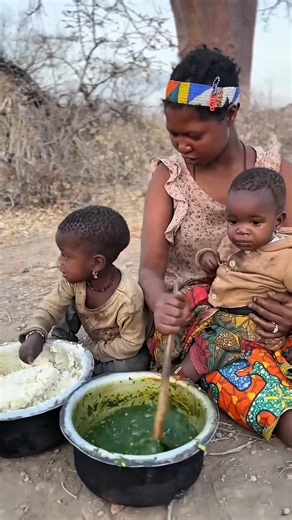 The Beauty of Family Love in a Simple Village Life🌿❤️#FamilyLife #MotherLove #VillageLife #RuralLife
