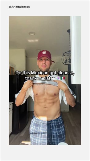 Taste the hype! Link in bio. My 10/10 Goli Gummies review 🍓