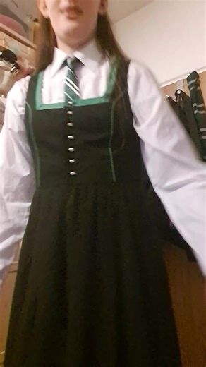 mein neues slytherin outfit 🙌🏻🙂‍↕️💚 #slytherin #harrypotter #dress #fyp #haul