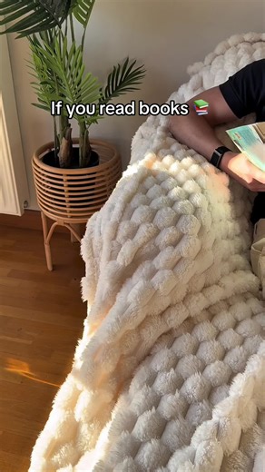 Book lovers dream gift 🤩📖 #booktok #booklover #bookishgifts #bookworm