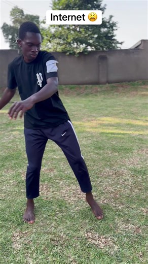 It’s been straight full four days since the internet shutdown but we are back in action with more flips and tricks #btwist #corkscrew #twists #flipchallenge #nevergiveup❤️💘❤️ @𝑺ã𝒎𝒖ê𝒍 𝑴û𝒅𝒓ã𝒌~💙 @shidpro😉 @sky boss🇺🇬🇺🇬.gta