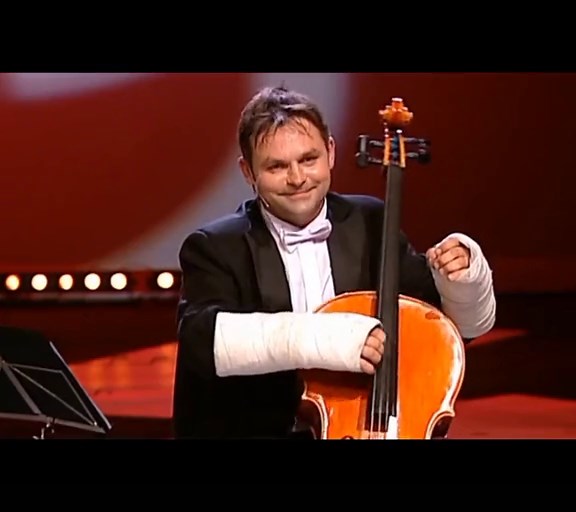 #instruments #instrument #musicalinstrument #musicalinstruments #violin