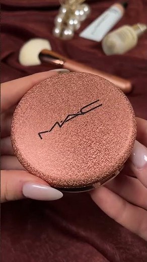 MAC®skinfinish sunstruck bronzer in radiant Light rosy