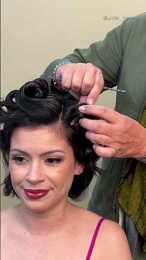 How to do a finger wave #howto #hairtutorial #hairstyle
