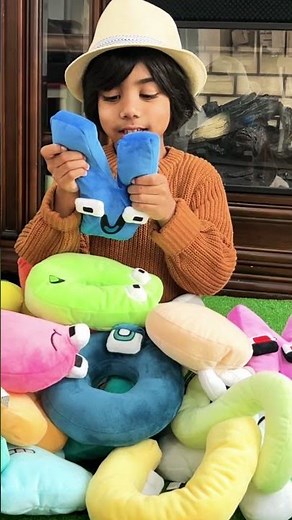 Alphabet Lore | V Says Volcano 🌋 | ABC Song | Learn Phonics with Apu | #shorts | ‪@FunDayKid‬