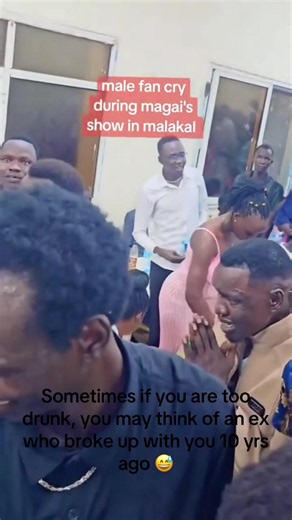 Sometimes if you are too drunk, you may think of an ex who broke up with you 10 yrs ago 😅 #southsudantiktokers🇸🇸🇸🇸🇸🇸🇸🇸😍❤️😘🥰 #Footbal #weddingdress #views #