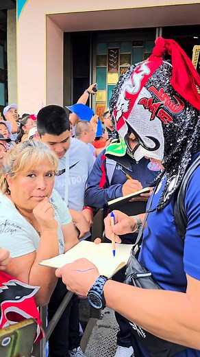 99K views · 2K reactions | Gracias a todos los que nos acompañaron en la tradicional #PeregrinaciónAAA previo a #Triplemania. 朗 | Lucha Libre AAA Worldwide | Facebook